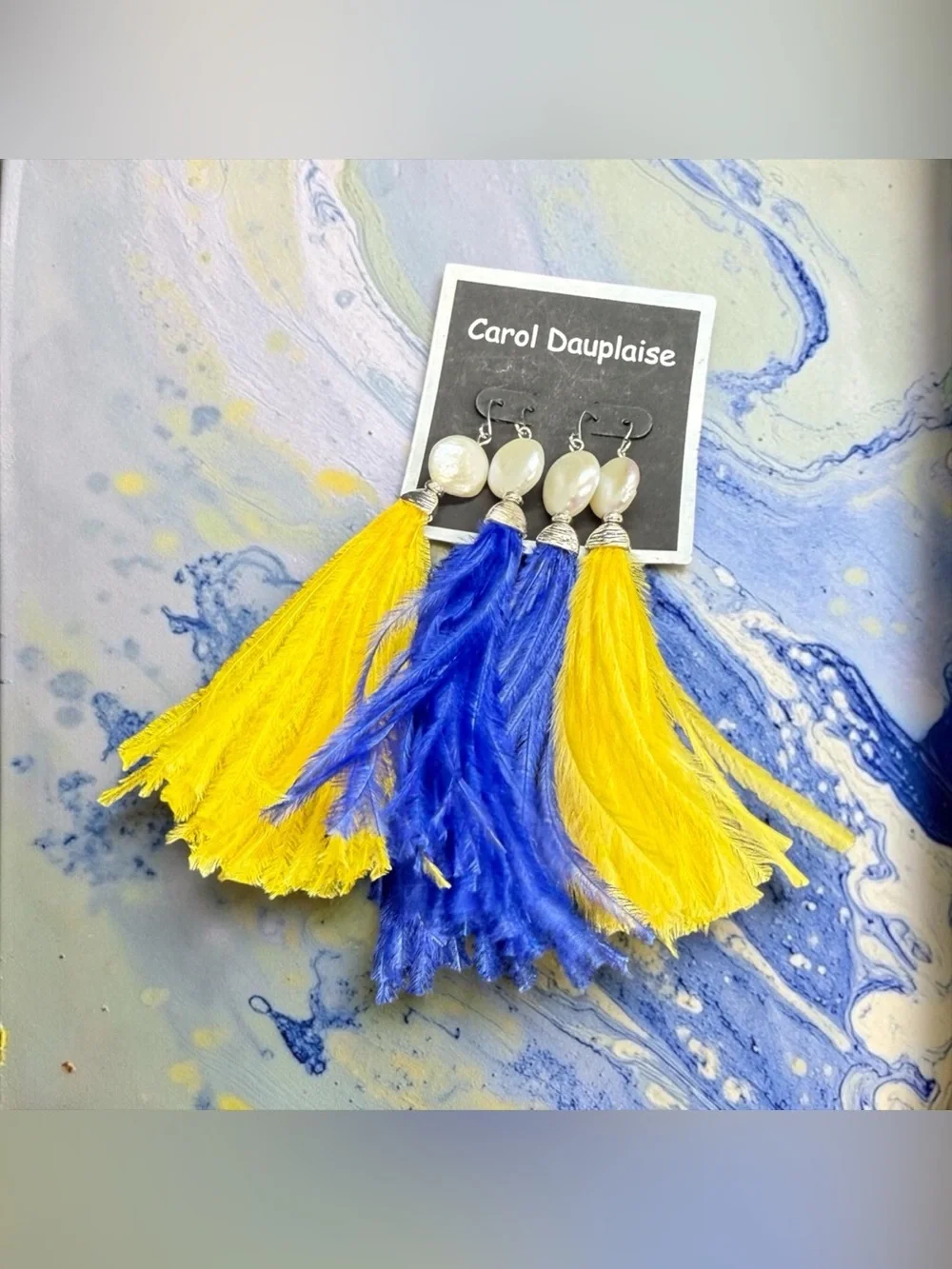 💛💙Carol Dauplaise💙💛Boho Blue & Yellow Feather Drop Earrings w/Faux Pearl/NIP